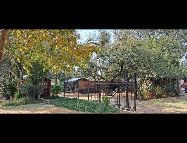 4.60HA SMALLHOLDING FOR SALE IN MODDERFONTEIN AH